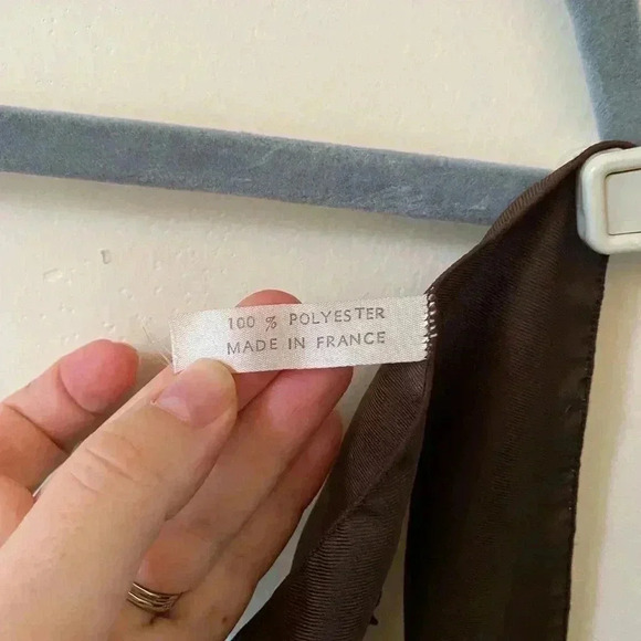 VINTAGE PIERRE CARDIN PARIS BROWN AND CREAM SCARF MADE IN FRANCE - Picture 3 of 4